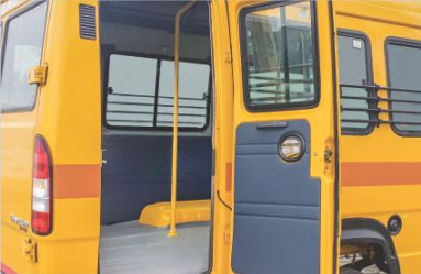 School Bus 3700WB 17+D